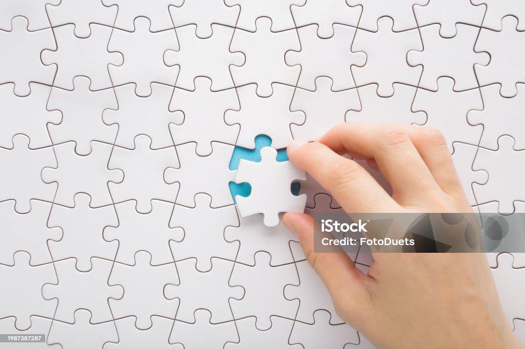 istockphoto-1987387287-1024x1024 by FotoDuets.